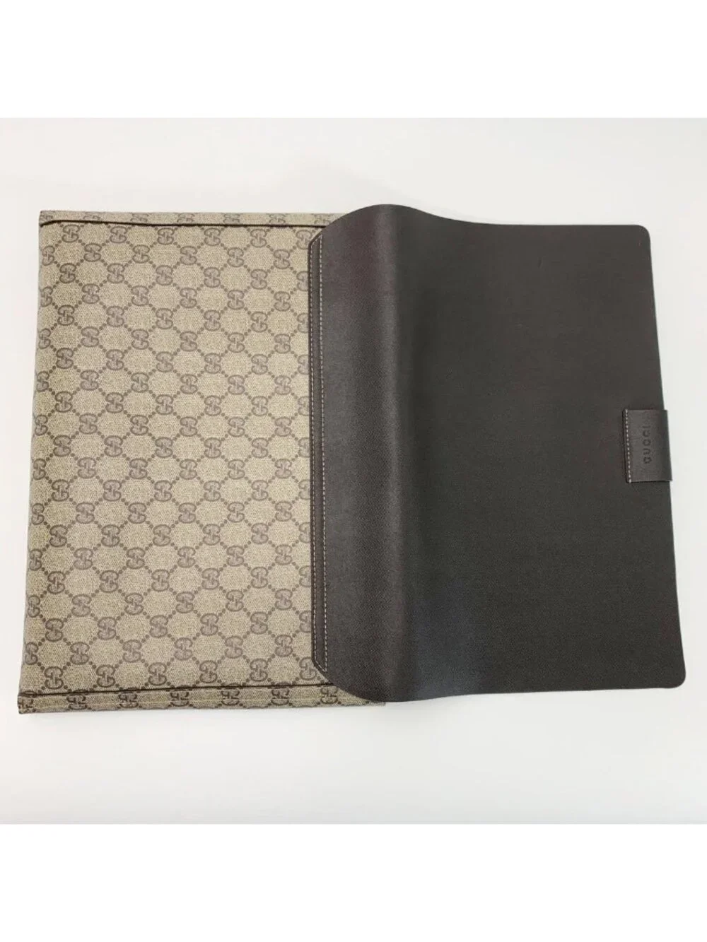 Gucci Clutch GG Supreme Brown